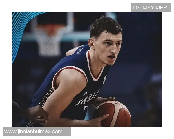 约维奇谈热火团队氛围强调相互鼓励共克难关