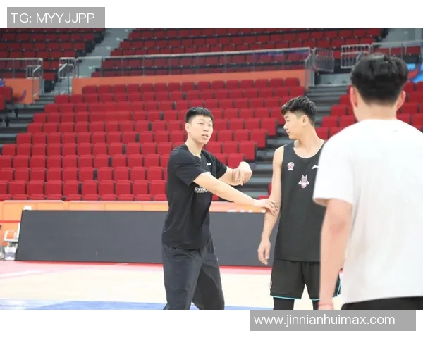 CBA新赛季争冠形势分析外援角色愈发重要的启示与思考